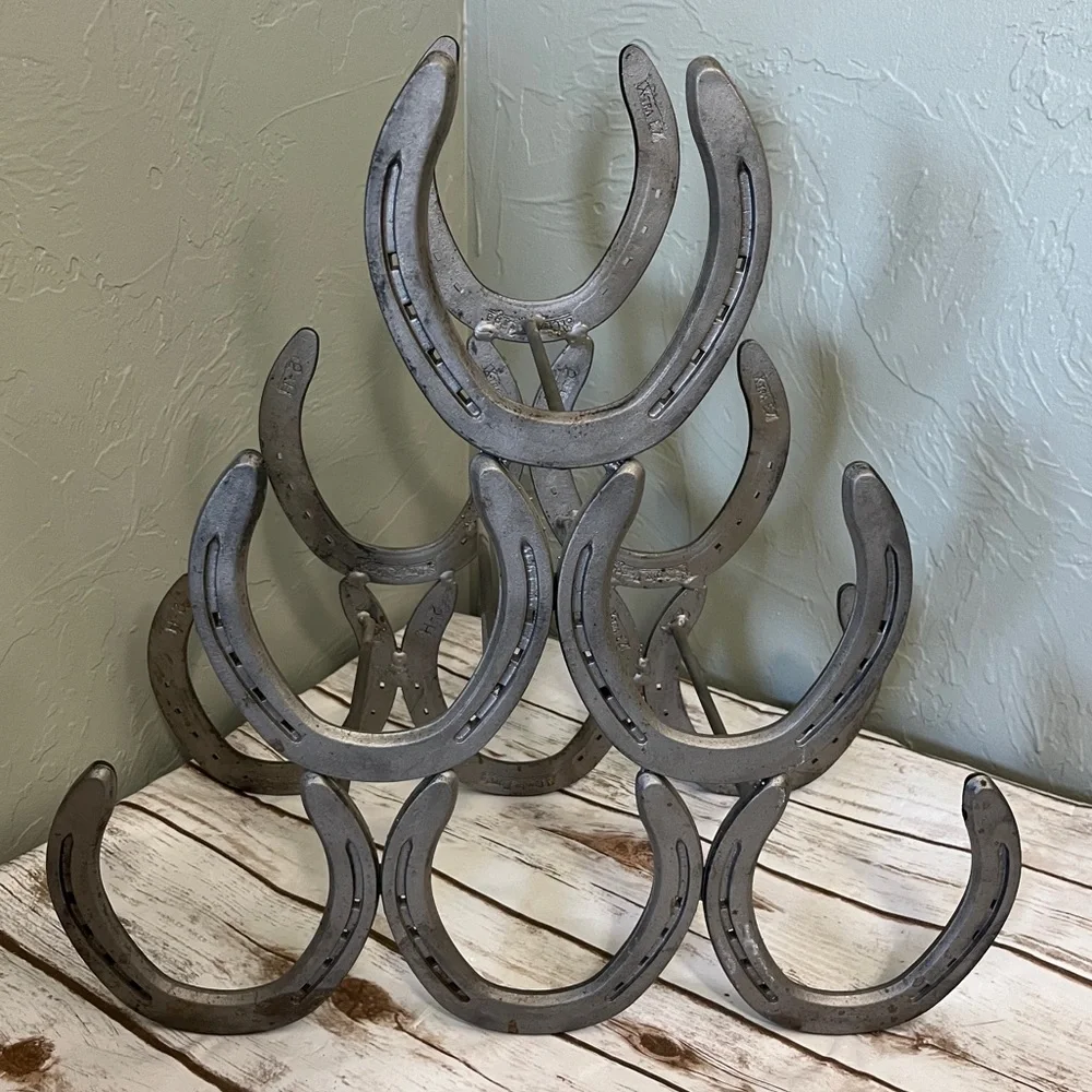 Handmade horseshoe wine